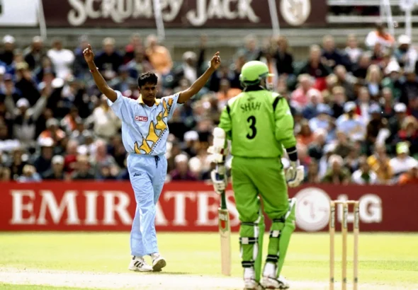 Debashish_Mohanty_of_India_claims_the_wicket_of_Ravindu_Shah_of_Kenya_0b1a21c5e1